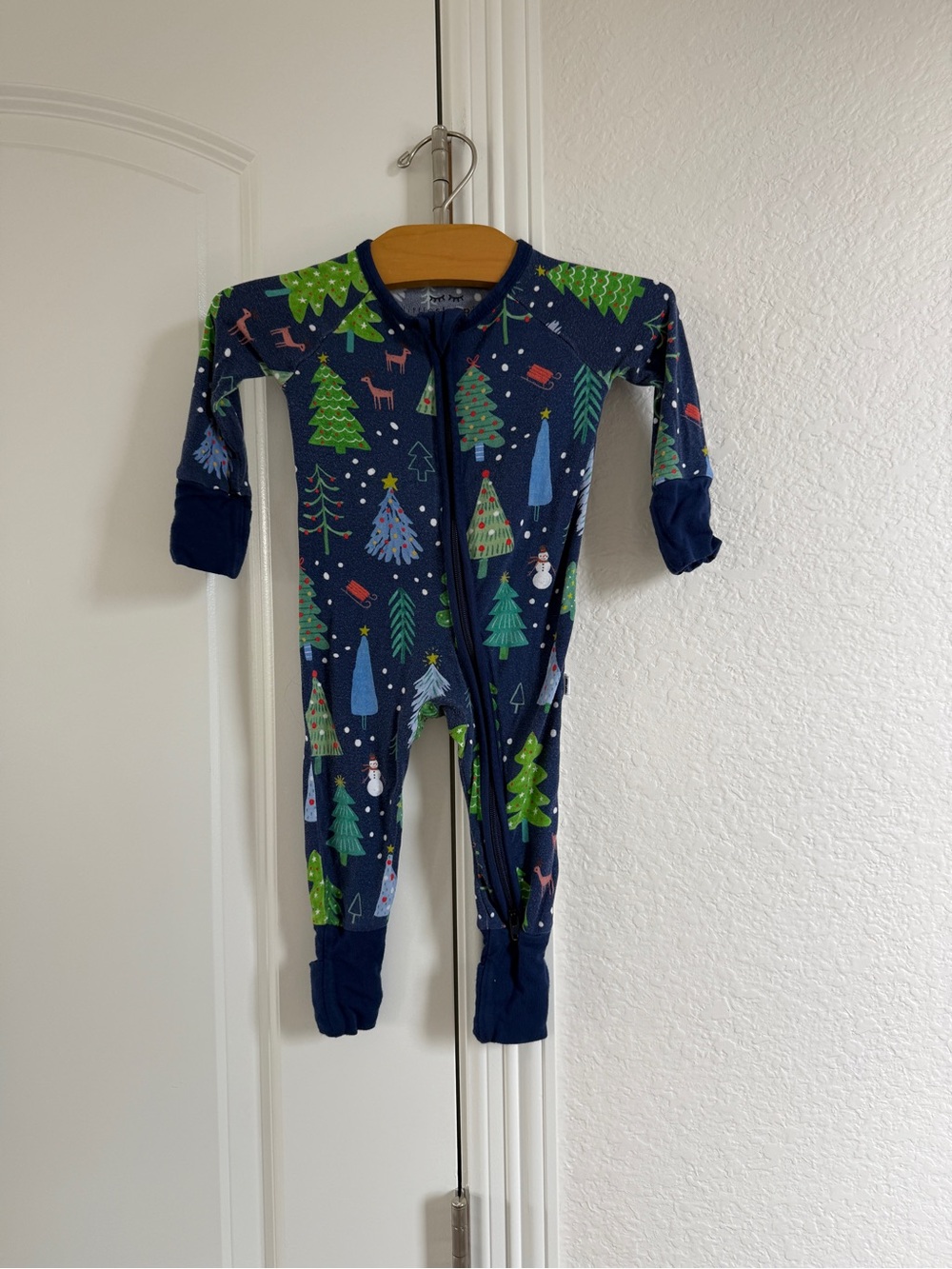 0-3 little sleepies Christmas festive pjs